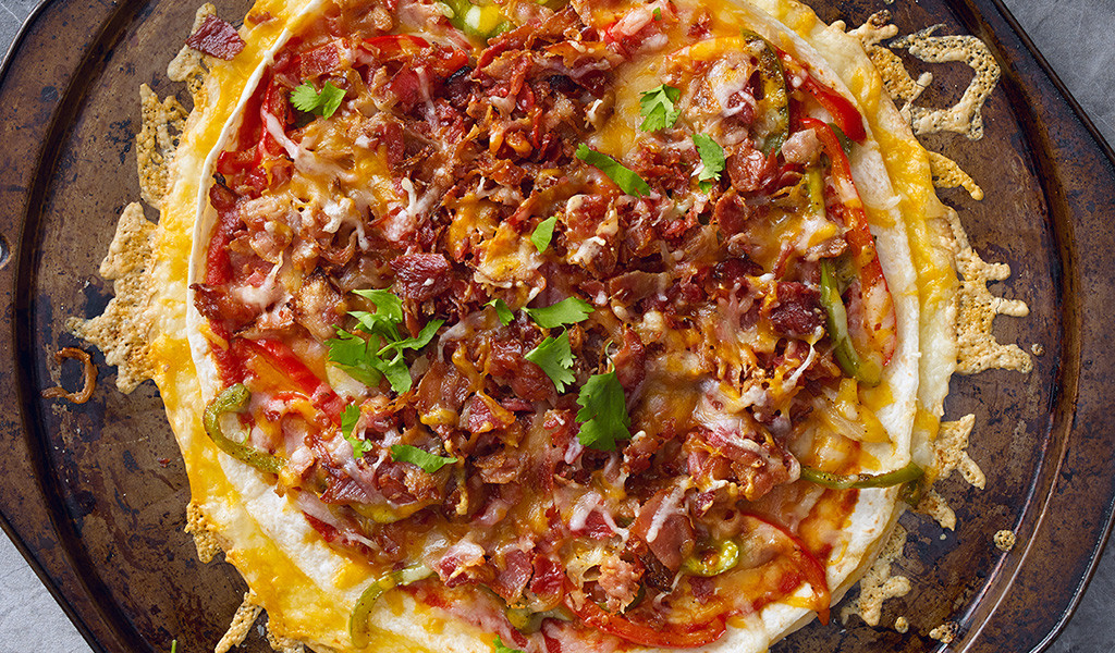 Olymel pizza tortillas, bacon and roasted vegetables